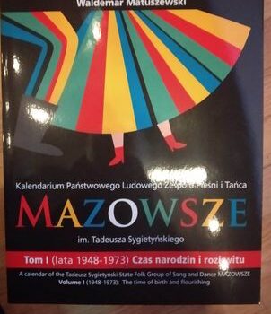 Publikacja o zespole Mazowsze