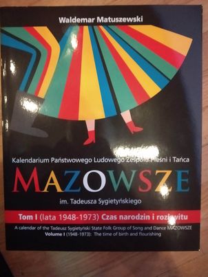 Publikacja o zespole Mazowsze
